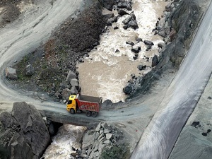 Karadeniz, taş ocaklarının kıskacında çırpınıyor