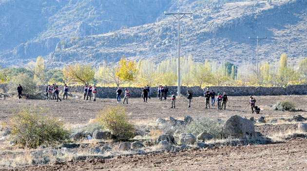 Cephanelik patlayan Afyon'da, araziden 12 bin el bombası toplandı