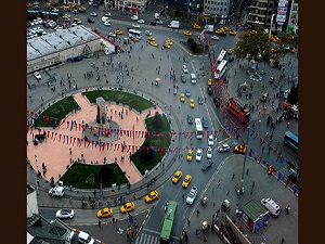 Beyoğlu’nun kalbi yayalaşıyor çiçekçiler ve esnaf umutlu