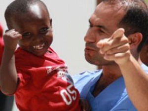 Yemen'e 'Sağlık Baharı'nı yaşattılar