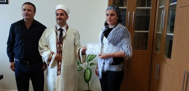 Litvanyalı gelin adayı Müslüman oldu