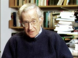 Chomsky: ABD saldırılara göz yumuyor