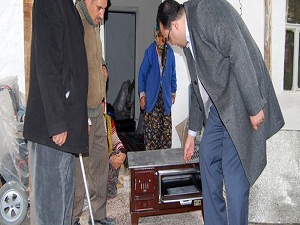 Sındırgı Belediyesi 400 adet soba dağıttı