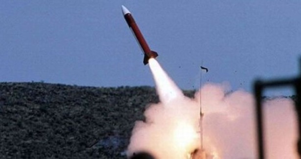 Şam'da bir eve füzeli saldırı düzenlendi