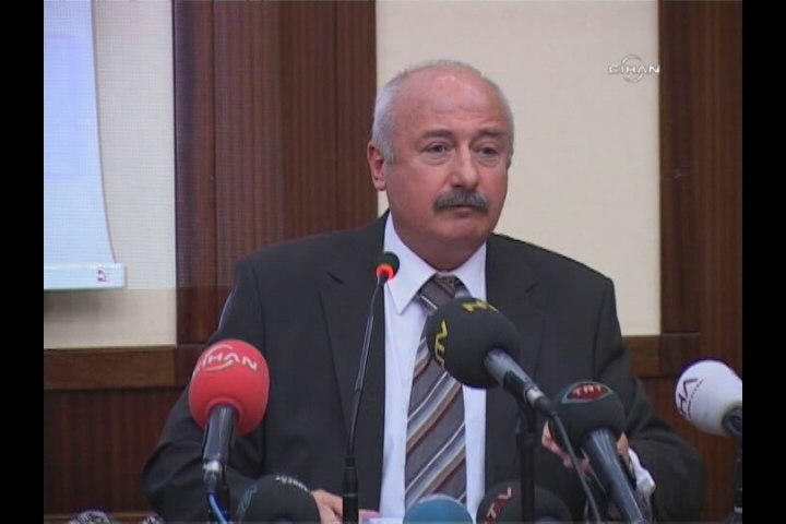 Papua Yeni Gineli yerlileri gördüm Ankaralıları görmedim