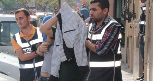 Dolu tüpleri alıp yerine boş tüp bıraktı