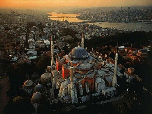 Ayasofya bir kez daha restore edilecek