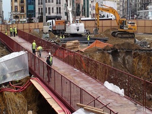 Taksim'e yapılacak geçici üst geçit açılıyor