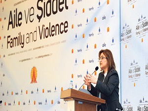 Evlilik kurumu araba kullanmaktan daha önemsiz değil