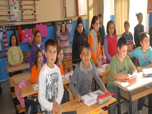 Öğrenciler serbest kıyafeti uygulamaya koydu!