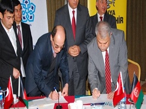 Mevlana iki şehir arasında köprü oluyor