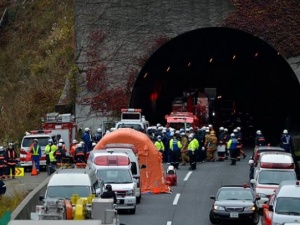 Japonya'da tünel çöktü