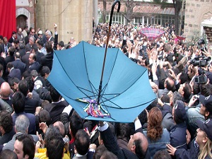 Festivalde 5 Ton Mesir Macunu Saçılacak