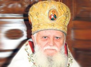 Papaz Müslüman oldu, ülke karıştı