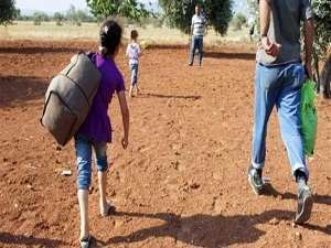 Esed'ın zulmünden kaçan kaçana