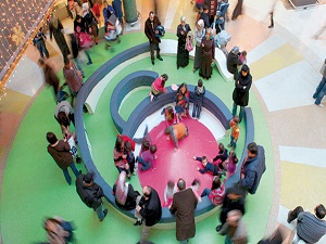 AVM’lerde çalan müzik, çocukların yaşına uymuyor