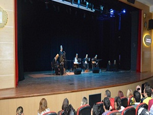 Hz. Mevlana sevgiyle anıldı