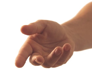 Eli sıkı ve büsbütün eli açık olursan çaresiz kalırsın