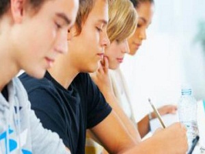 Ergenlere emir vermeyin