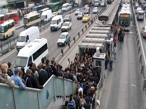 Metrobüse yandan çözüm