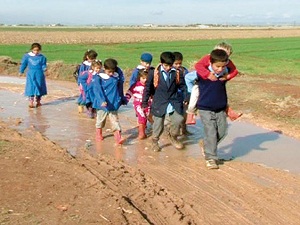 Bu da ağabey sırtında taşımalı eğitim