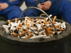 Her yıl 400 bin kişi sigaradan ölüyor