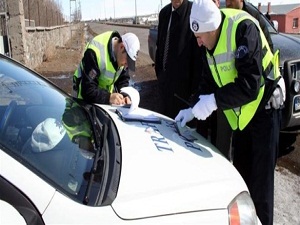 Trafik ekipleri ceza yağdırdı