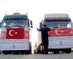 Deniz Feneri'nden Suriye’ye 70 ton un