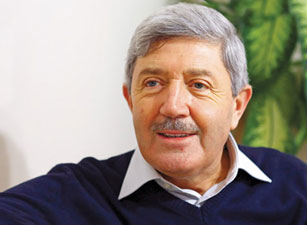 Akıllı yazarım; çünkü sırtımı Risale-i Nur’a dayamışım