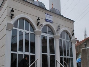 Bu cami 9 büyüklüğündeki depreme dayanıklı