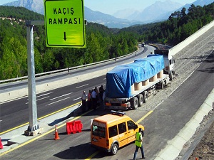 Kaçış rampaları hayat kurtarıyor