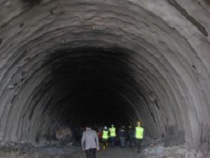 Tünelin 290 Metresi Kazıldı