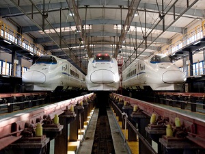 Dünyanın en uzun hızlı treni hizmete giriyor