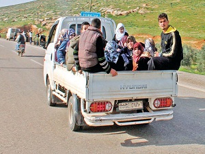 Ekmek kuyruğu katliamından sonra binlerce Suriyeli Türkiye’ye sığındı