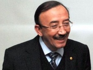 Bu ilahiyatta tüm dersler Arapça