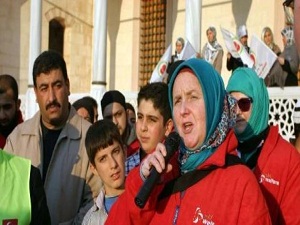 İngiltere'deki Müslümanlar da Suriye'ye el uzattı