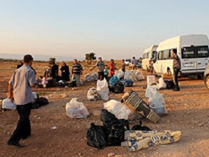 Tüp kuyruğunda günlerce sıra bekliyorlar