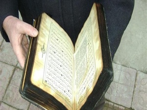 Kulübe yandı Kur'an-ı Kerim'e bir şey olmadı