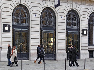 Milyonluk Apple soygunu