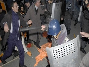 Protestoculara cezalar 100 kat artacak