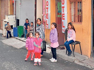 Harabe apartmanda göz yaşartan 'Suriye' dramı