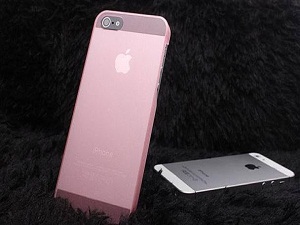 Pembe iPhone 5S mi geliyor?