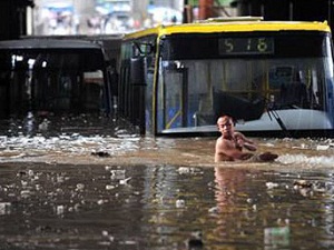 Çin'de geçen yıl 673 kişi sellerde öldü