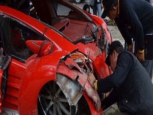 Endonezya yerli otomobilde hüsran yaşadı