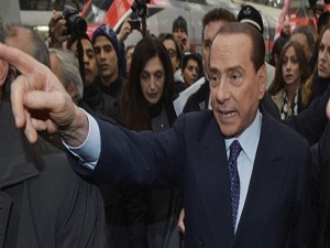 İtalya seçimlerinde Berlusconi ittifakı