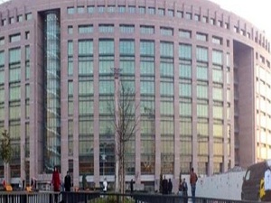 32 adalet sarayı 642 milyon lira harcandı