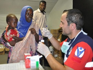 Türk doktorlar Somali'de hekim yetiştirecek