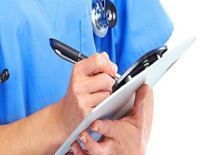 Müezzinoğlu: 20 bin hekim, 50 bin hemşire açığımız var