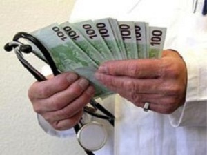 Almanya'da rüşvetçi doktorlara yakın takip