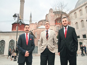 Ayasofya’da ezan okunuyor, duydunuz mu?